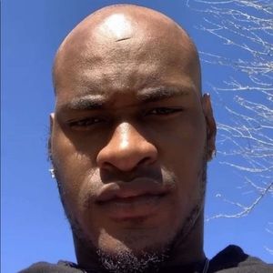 Meet your Posher, Desmond